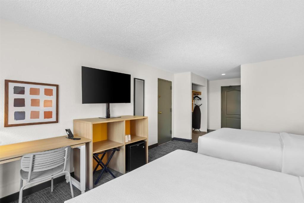 Comfort Inn Convention Center-Chicago O'hare Airport - 