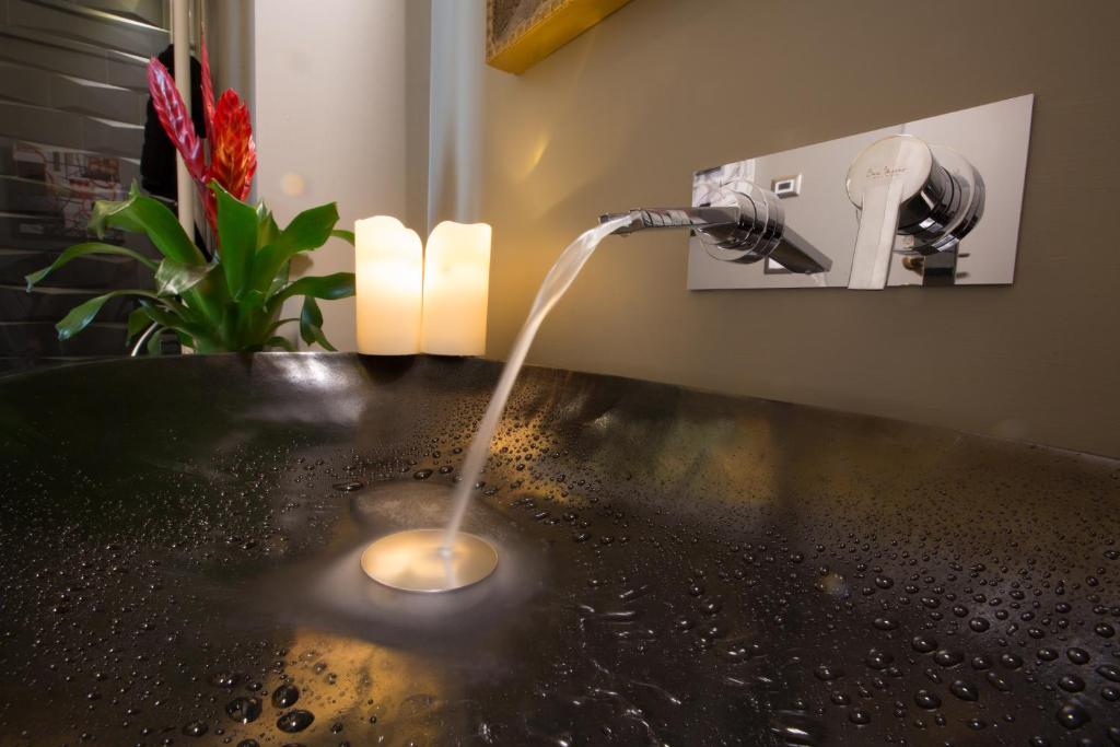 Zdjęcie z galerii obiektu Palazzo Cannavina Suite & Private SPA w mieście Campobasso