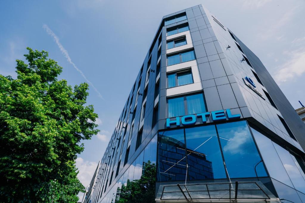 Q Hotel Plus Wroclaw - Resim 13