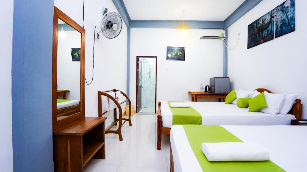 Sigiri Dilu Villa - 1