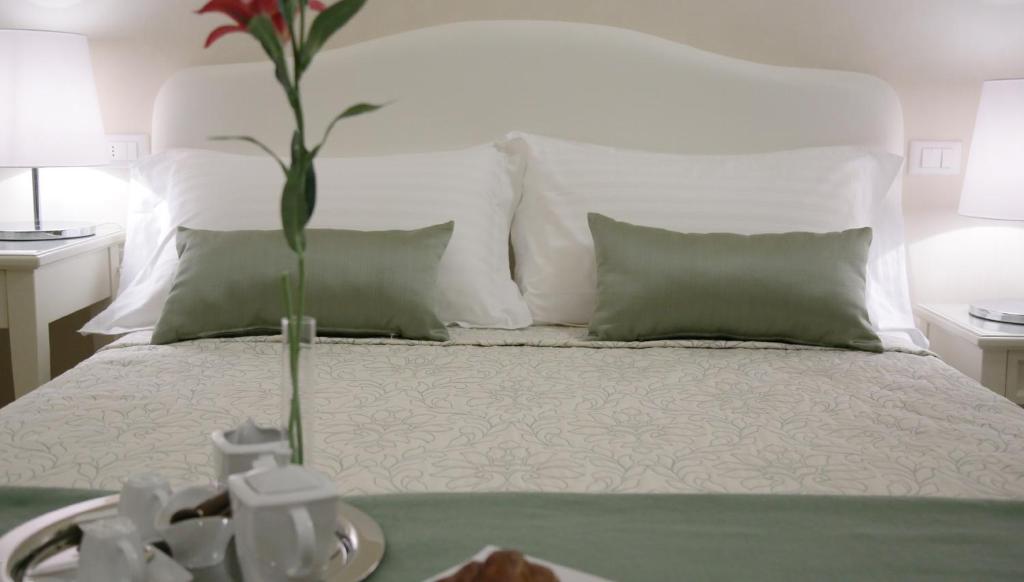 Hotel Renaissance - Resim 25