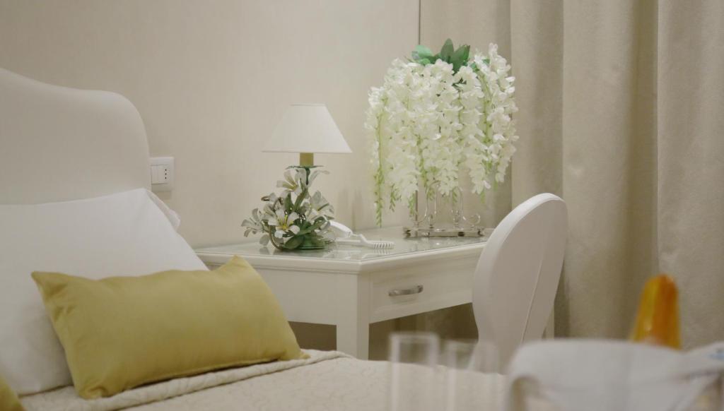 Hotel Renaissance - Resim 13