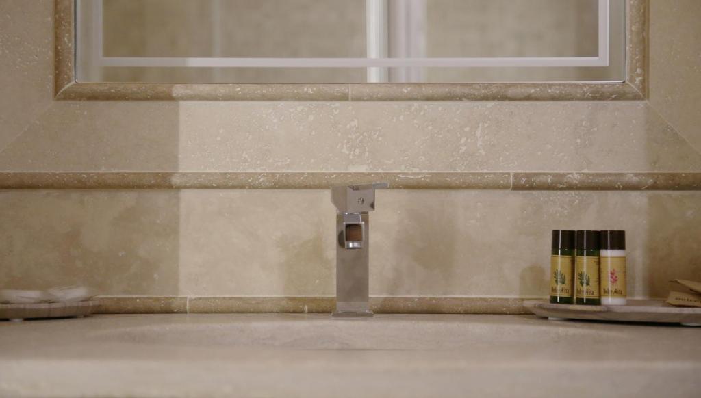 Hotel Renaissance - Resim 31