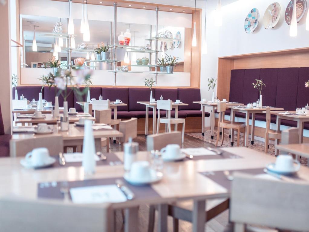 Hotel Bleibtreu Berlin by Golden Tulip - Resim 13