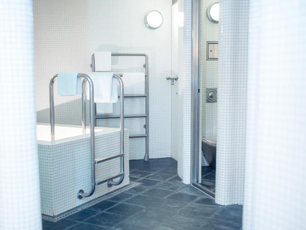 Hotel Bleibtreu Berlin by Golden Tulip - Resim 28