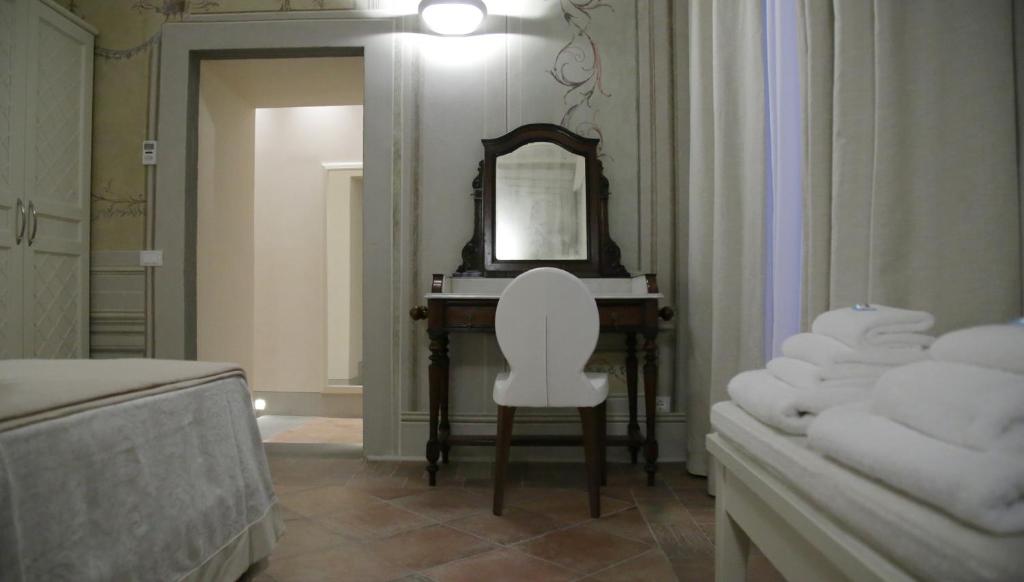 Hotel Renaissance - Resim 42