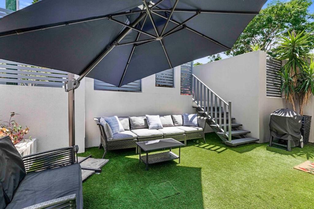 Park Avenue Hideaway for 4 Auchenflower Brisbane - Hizvo