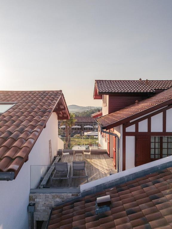 Hôtel INDARRA & SPA - Piscine - Junior Suite Con Terraza