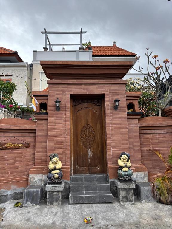 تصویر اتاق‌های Graha Shanti Guest House - تصویر ۲