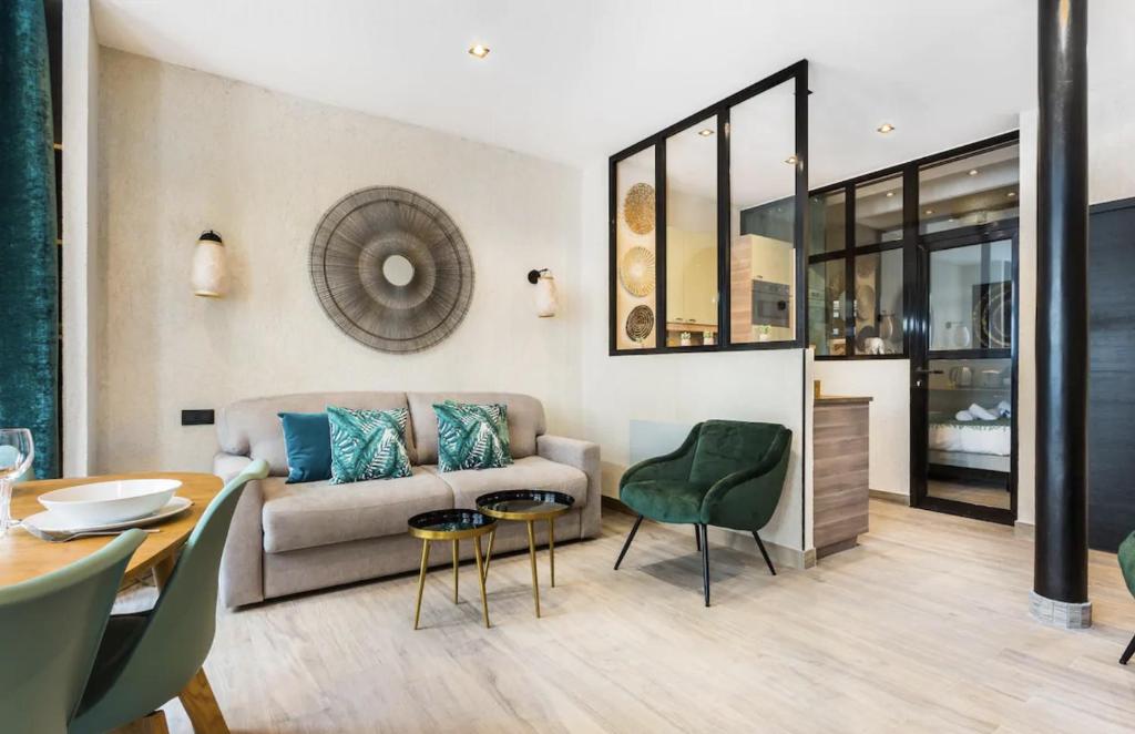 Appartement de Charme 2BR Alexandre Dumas
