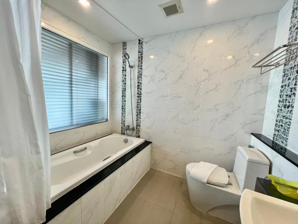 Vareena palace hotel - Resim 18