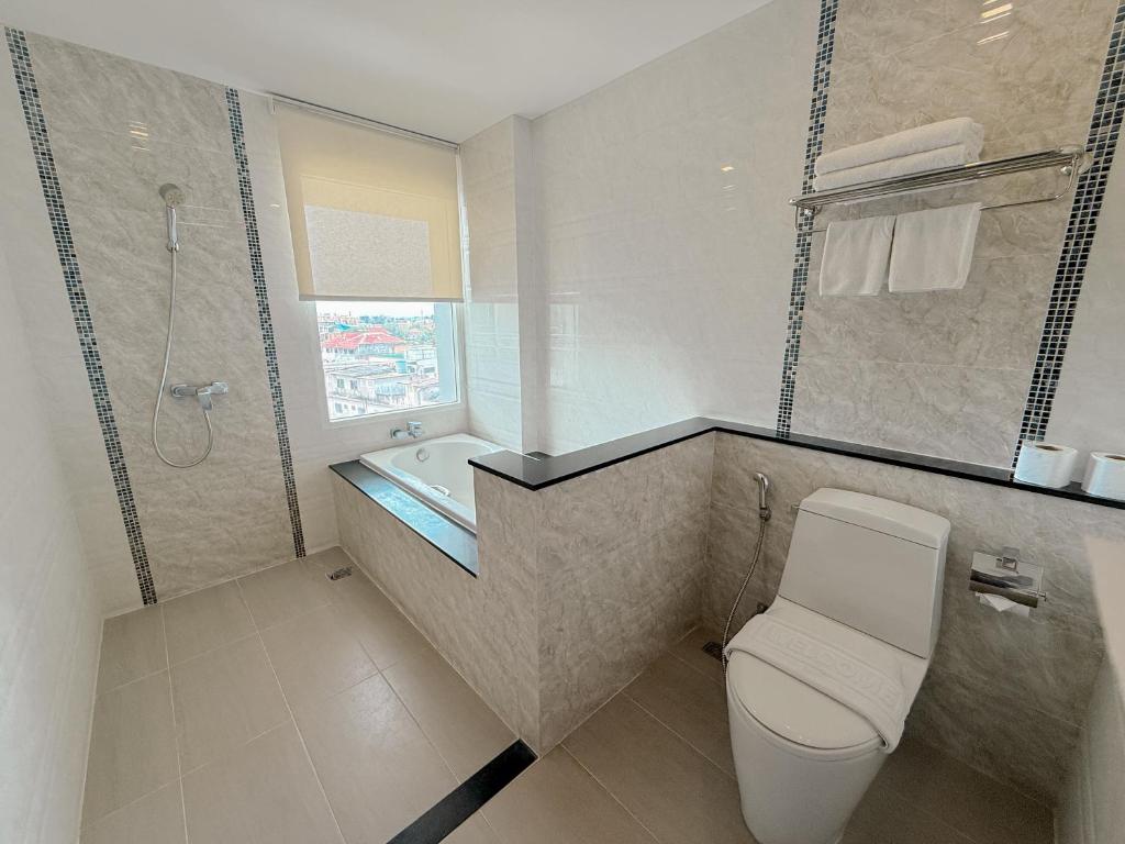 Vareena palace hotel - Resim 26