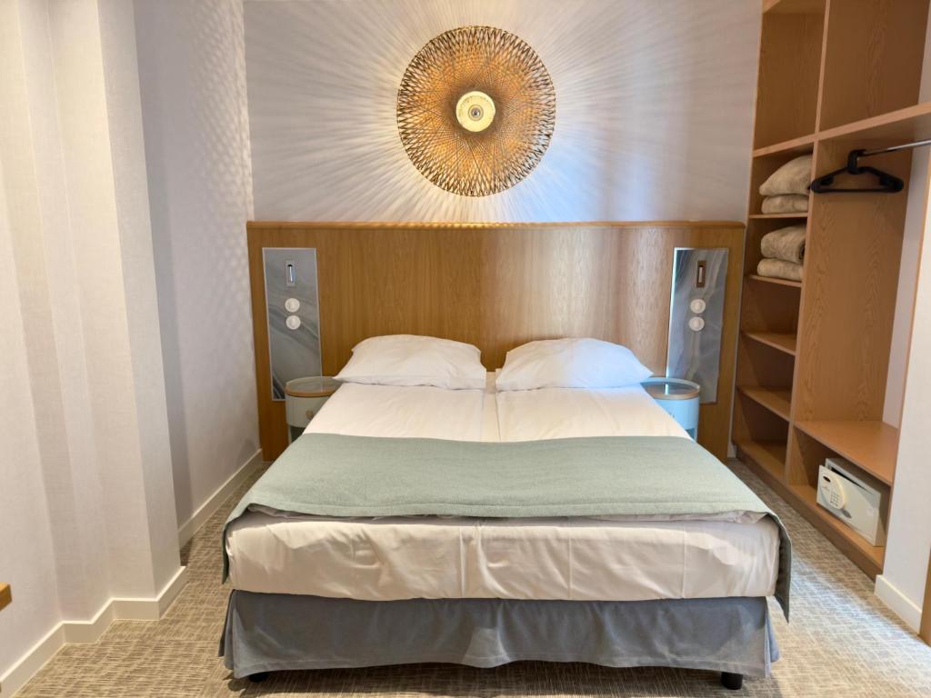 Hotel Zhong Hua - Resim 33