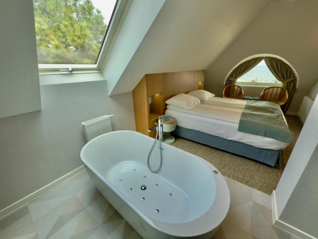 Hotel Zhong Hua - Resim 40