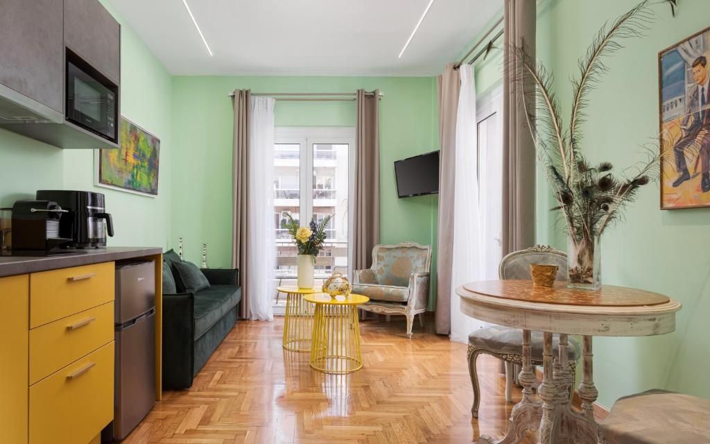 Olympian Zeus Residences - 8