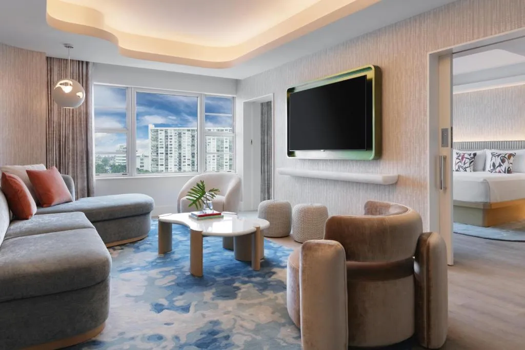 Suite with Skyline View