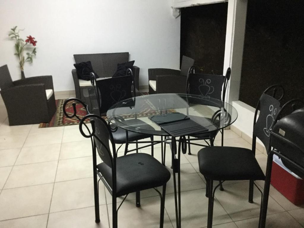 Posezení v ubytování Le gîte les haut de la Marina