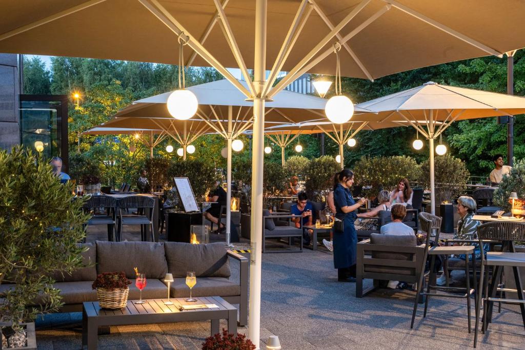 Maritim Hotel Düsseldorf - Resim 11