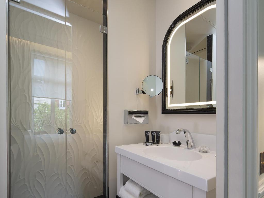 Le Narcisse Blanc - 4