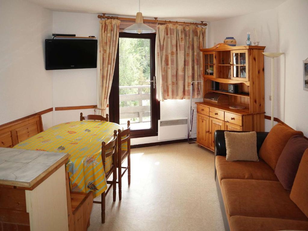 Studio pour 6 pers. au coeur des Orres 1650, proche remontées et commerces, balcon, box à skis - FR-1-322-549