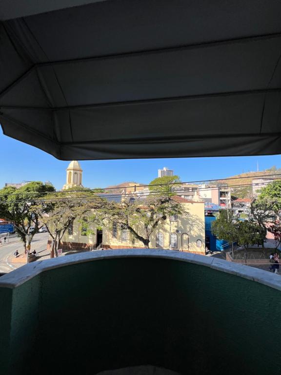 アパレシーダにあるLar Sagrada Famíliaの建物の屋上からの街の眺め