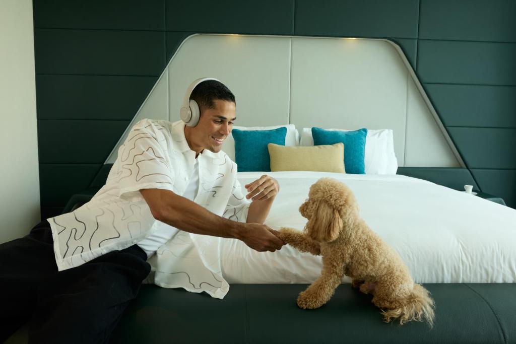 لابی و فضای عمومی W Abu Dhabi - Yas Island - تصویر ۵