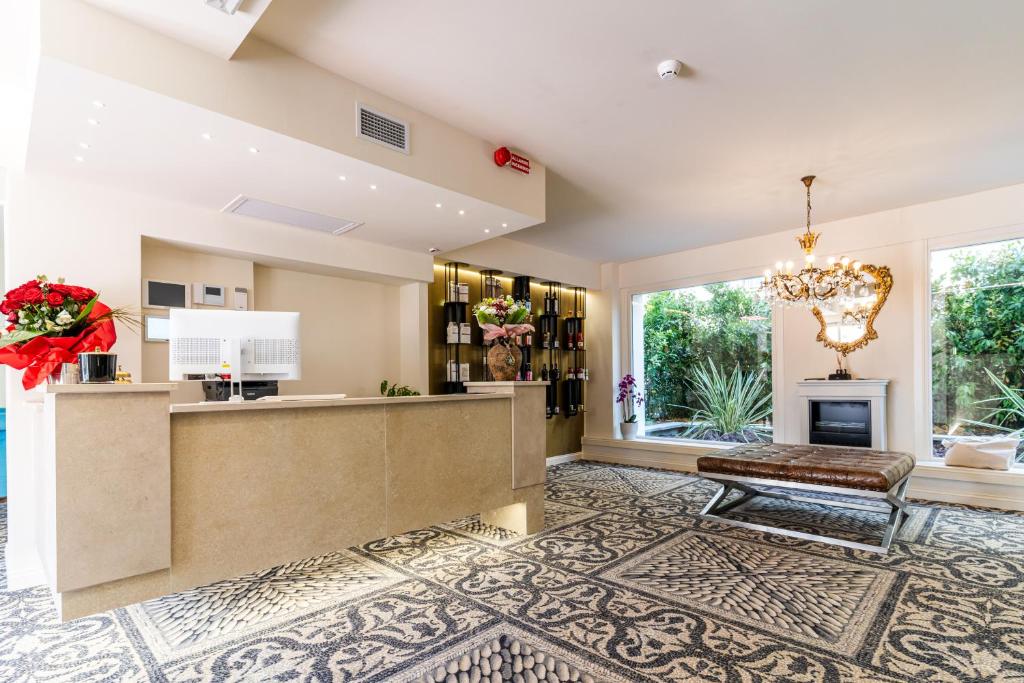 History Suite Riccione - Resim 19