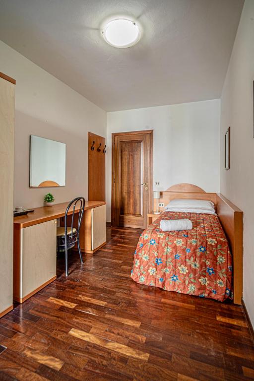 Giada Palace - Rooms & Pool - Chambre Simple Économique