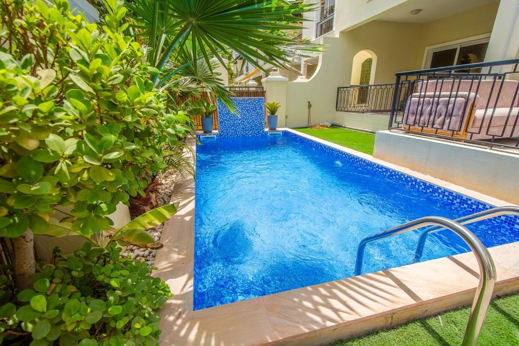 Πισίνα στο ή κοντά στο Getaway with Private Pool