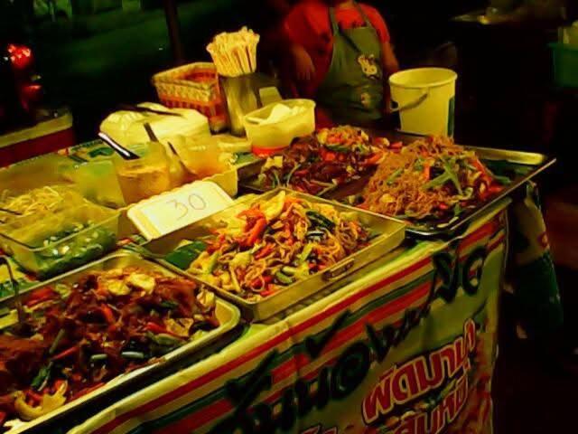 Mad på båden eller i nærheden