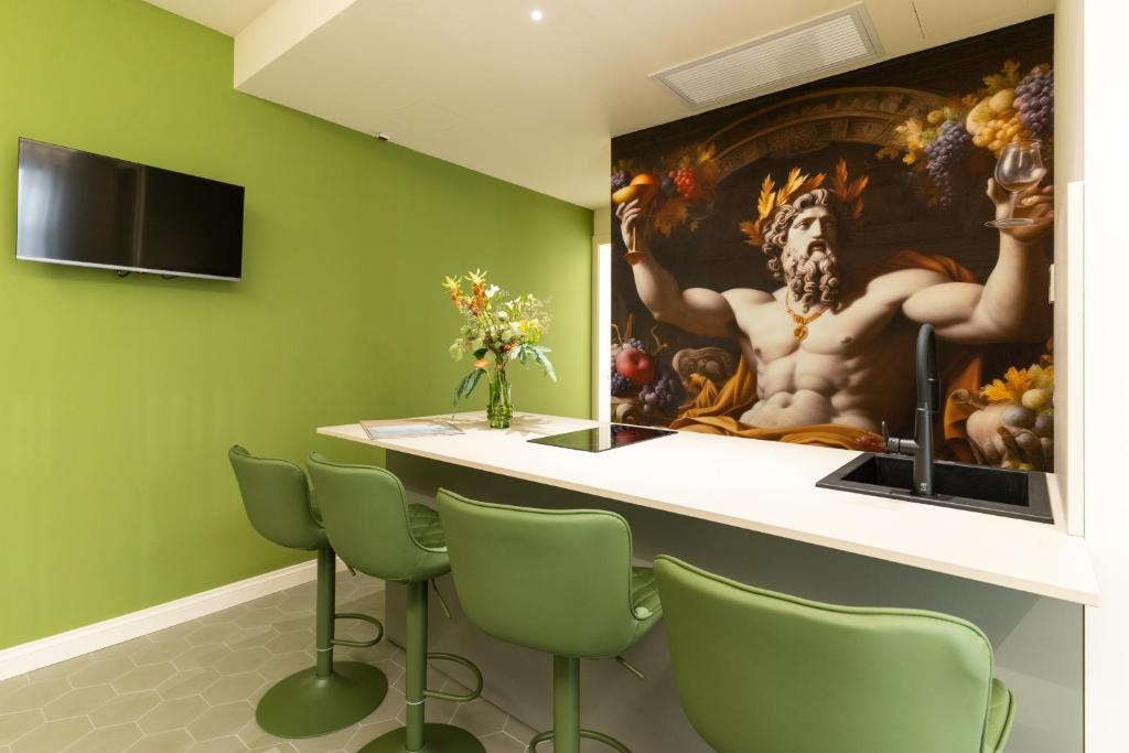 History Suite Riccione - Resim 15