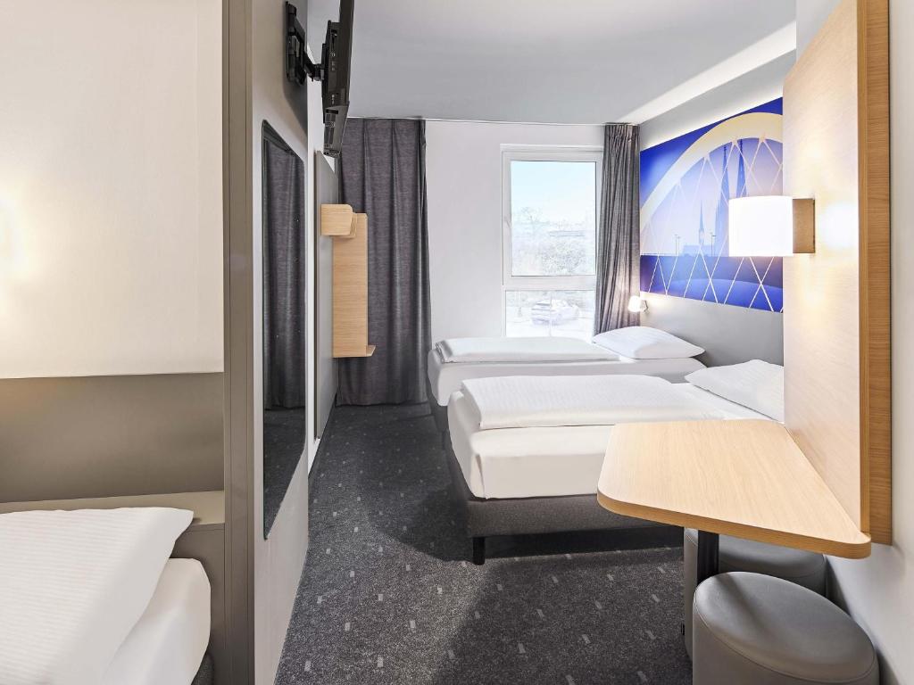 B&B Hotel Köln-Messe - Resim 14