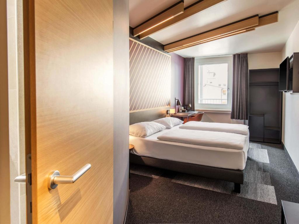 B&B Hotel Nürnberg-Hbf - Resim 12