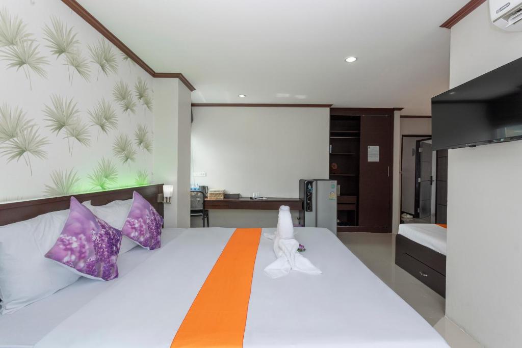 The Chic Patong Hotel - Resim 3