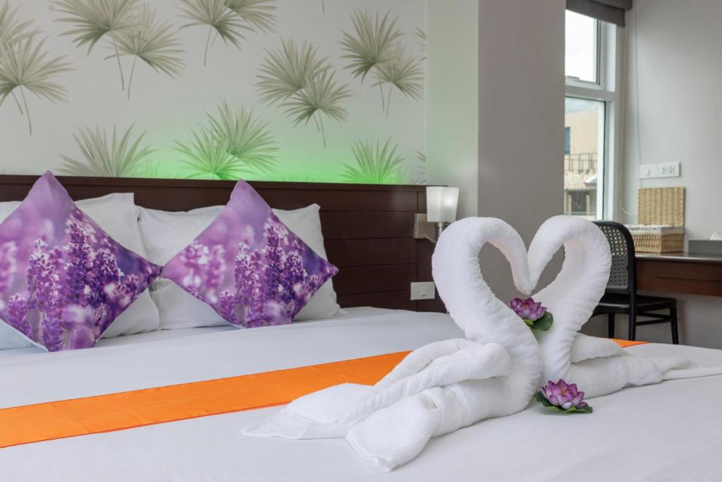 The Chic Patong Hotel - Resim 35