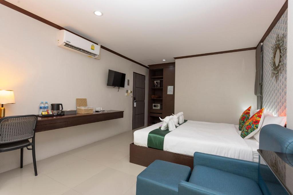 The Chic Patong Hotel - Resim 42