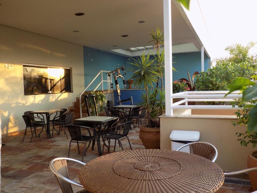  Hotel Apollo