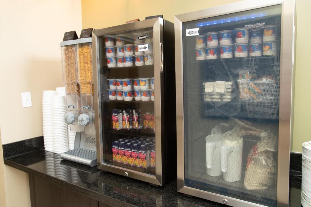 Super 8 by Wyndham Mississauga - Resim 38