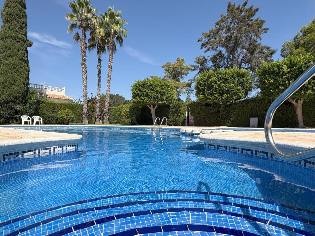 Πισίνα στο ή κοντά στο Casa Mariposa - Los Alcázares Bungalow