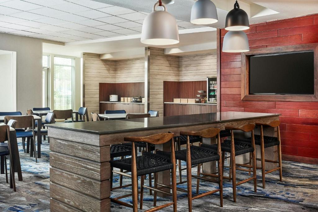 Fairfield Inn & Suites by Marriott Sheridan photo