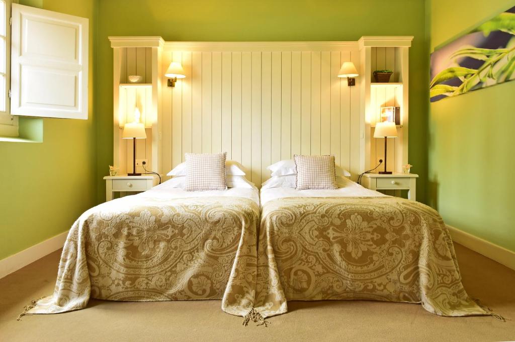 
Superior Family Room
