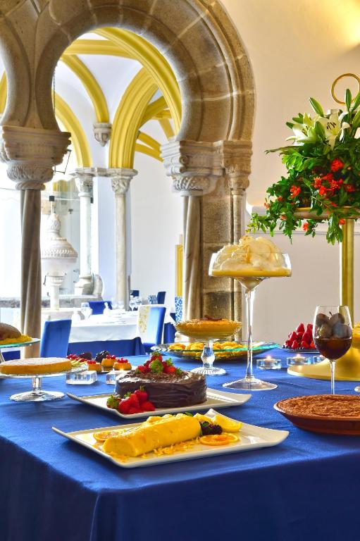 Comida no hotel ou em algum lugar perto