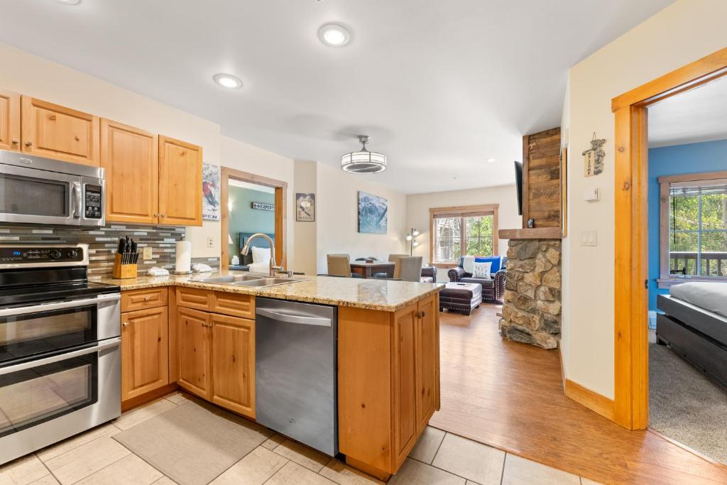 Η κουζίνα ή μικρή κουζίνα στο Expedition Station 8573