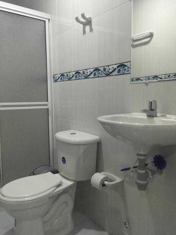 Vannituba majutusasutuses Mayva AprtaHotel