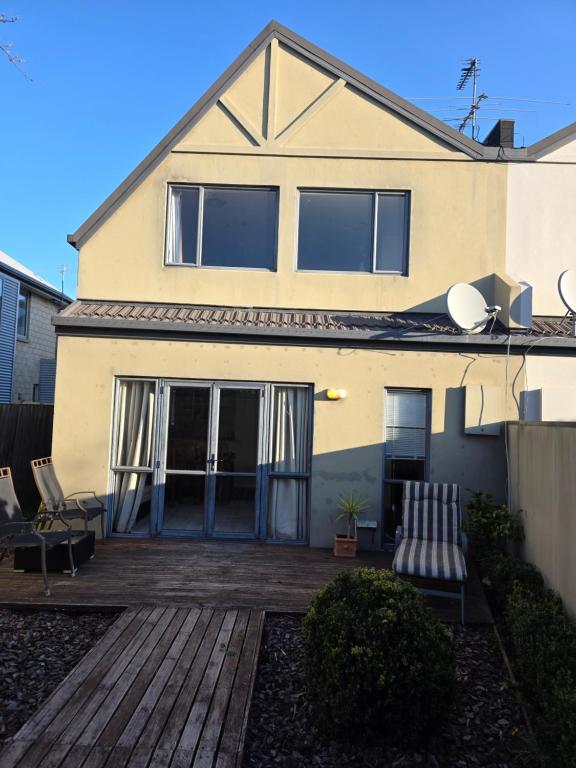 3-Bedrooms Home near CBD - Resim 6