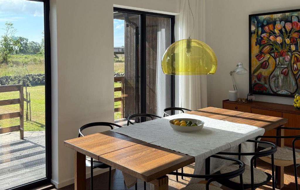 Pet Friendly Home In Löttorp With Wifi