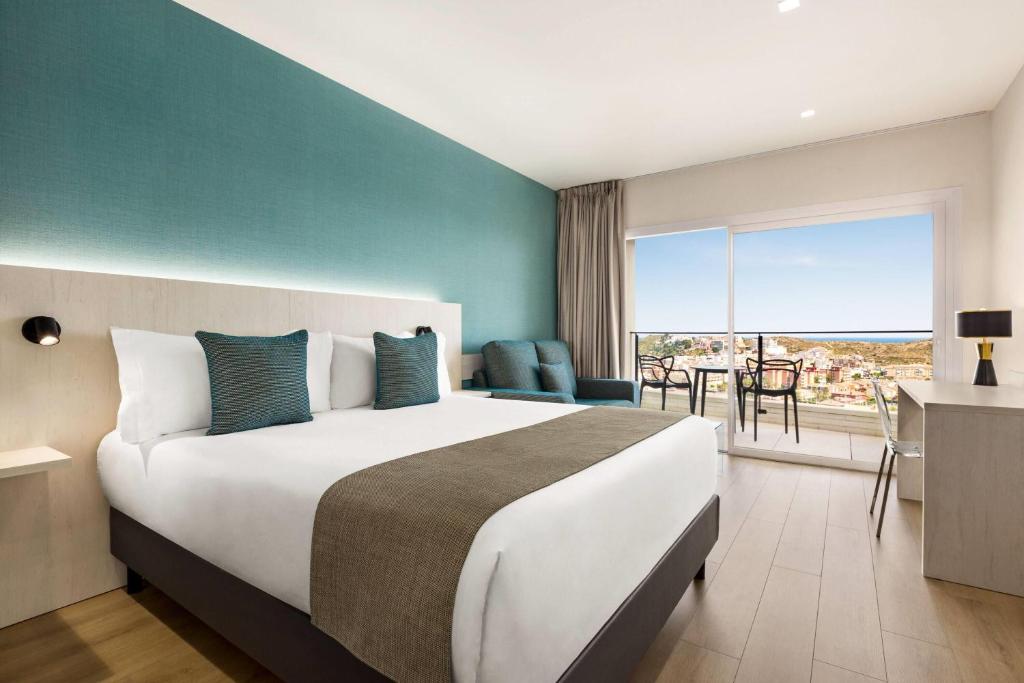 Ramada Resort by Wyndham Puerto de Mazarron - Habitación Doble De Lujo Con Vistas Al Mar