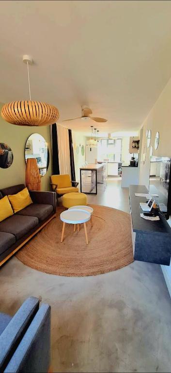 Modern apartment - Excellent location 50m from the beach, restaurants, bars, shops - 16