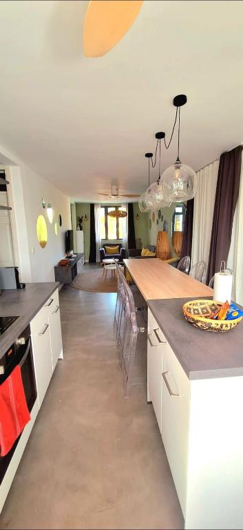 Modern apartment - Excellent location 50m from the beach, restaurants, bars, shops - 18