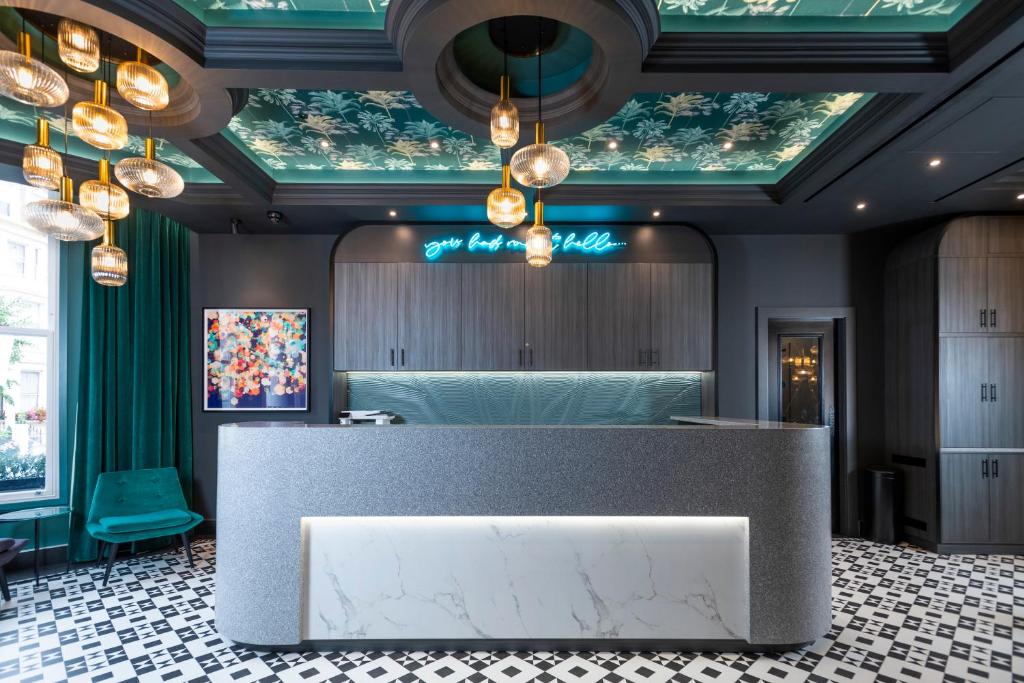 Brit Hotels Earls Court - Resim 25